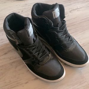 Nike Force Sky High Top Hidden Wedge size 6.5